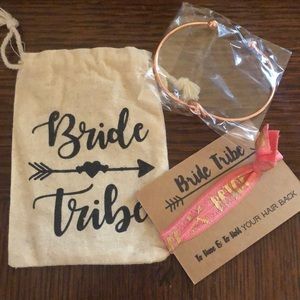 Bridesmaid accessories
